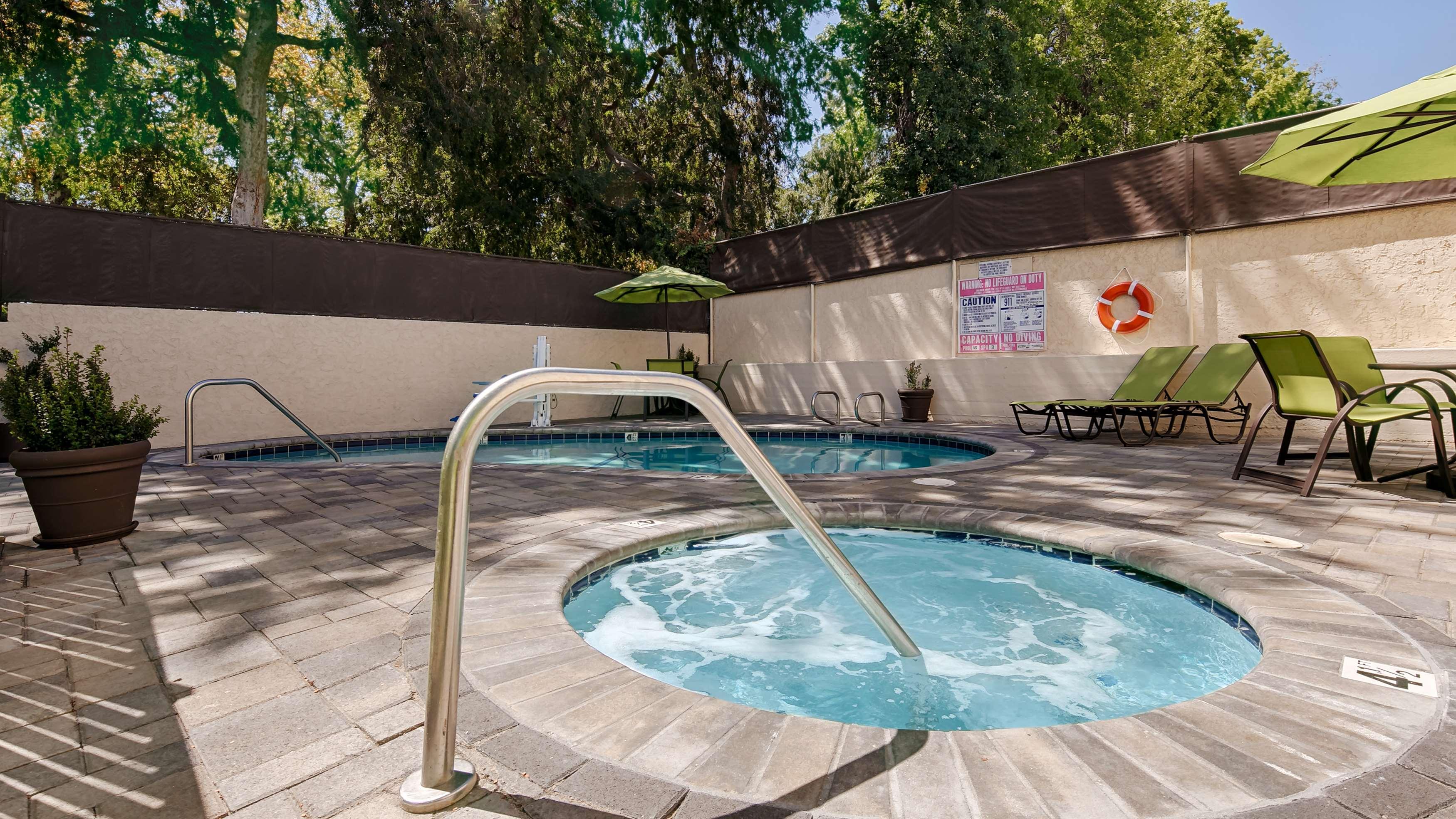 Best Western Plus Glendale Exterior foto