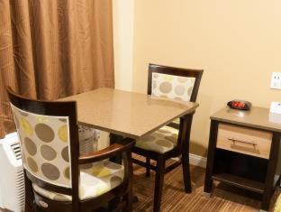Best Western Plus Glendale Quarto foto